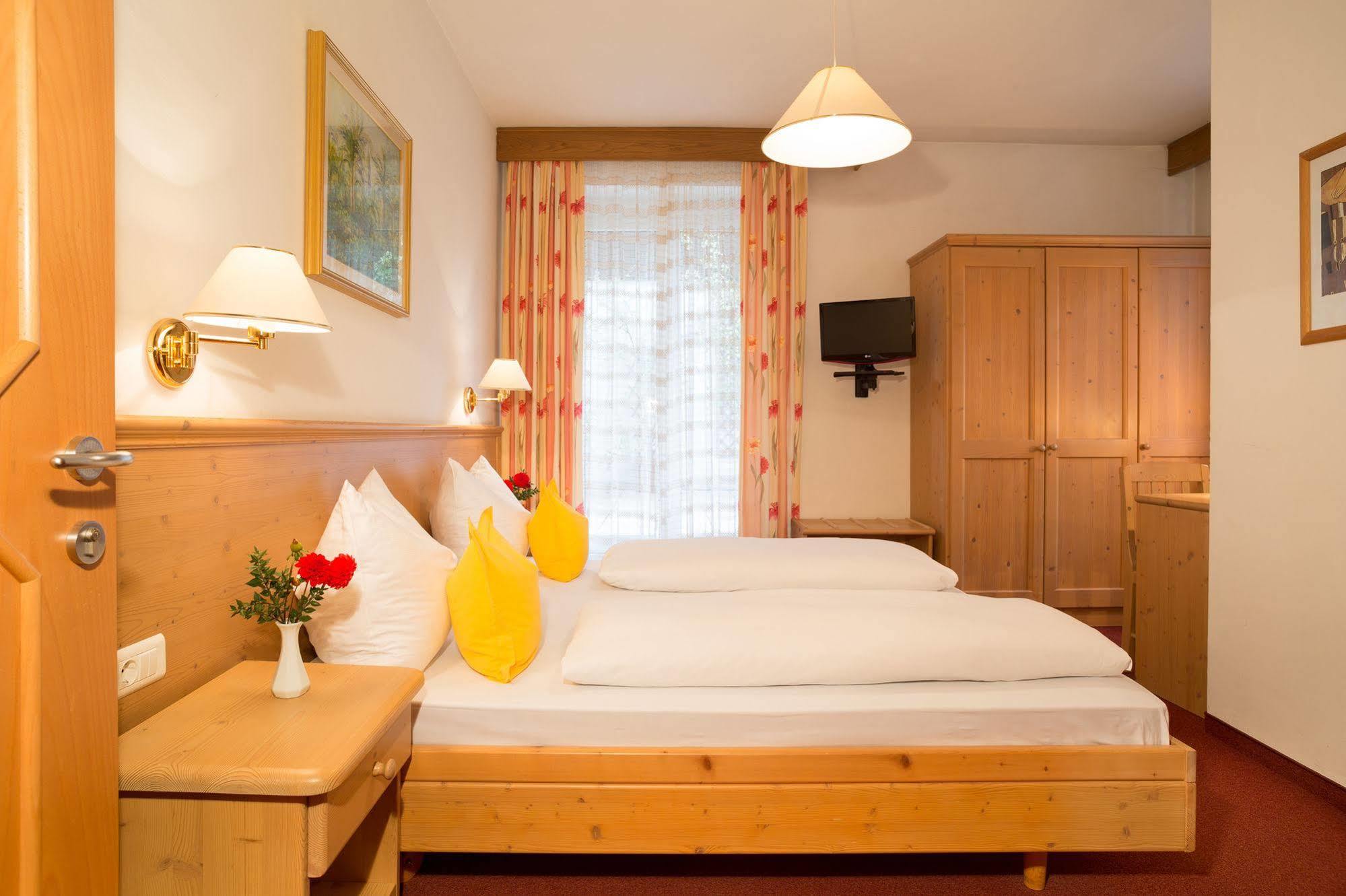 Hotel Gruberhof Merano Eksteriør bilde
